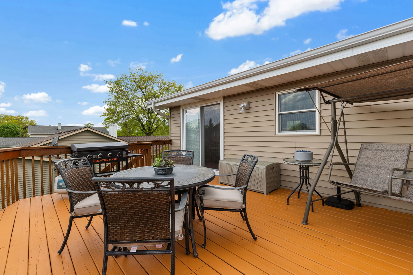 324 Byron Avenue, Bloomingdale, IL 60108