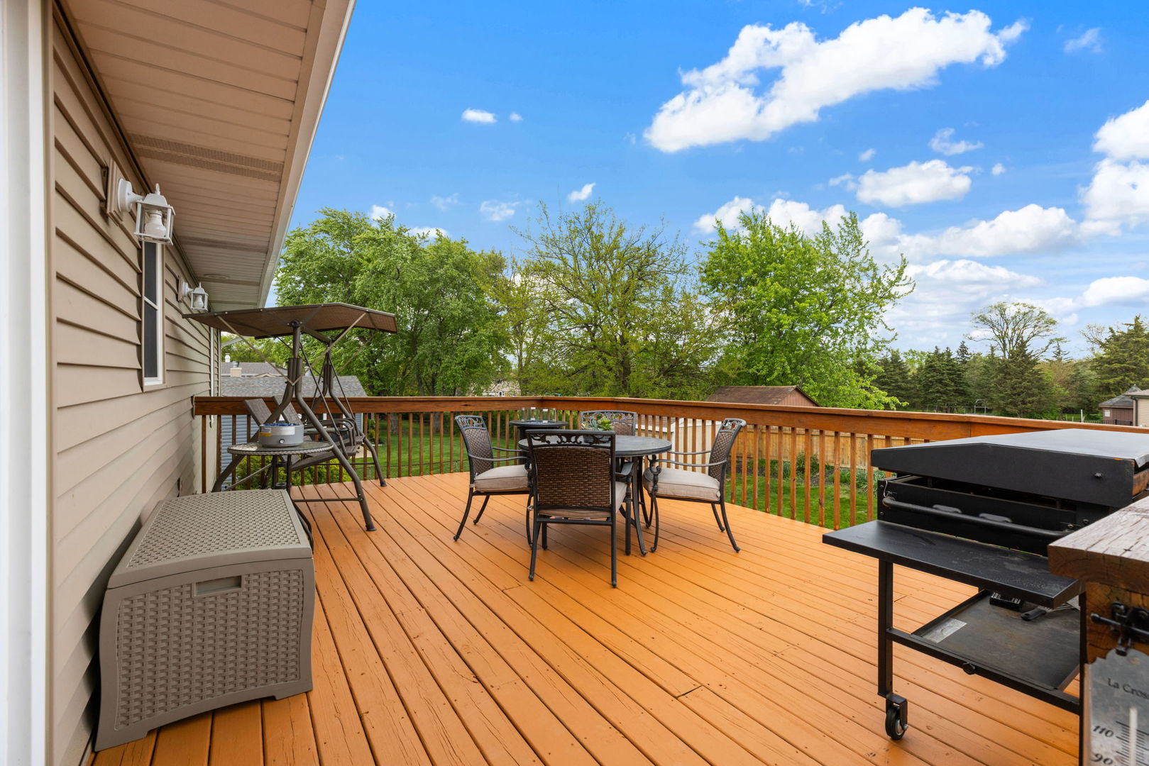 324 Byron Avenue, Bloomingdale, IL 60108