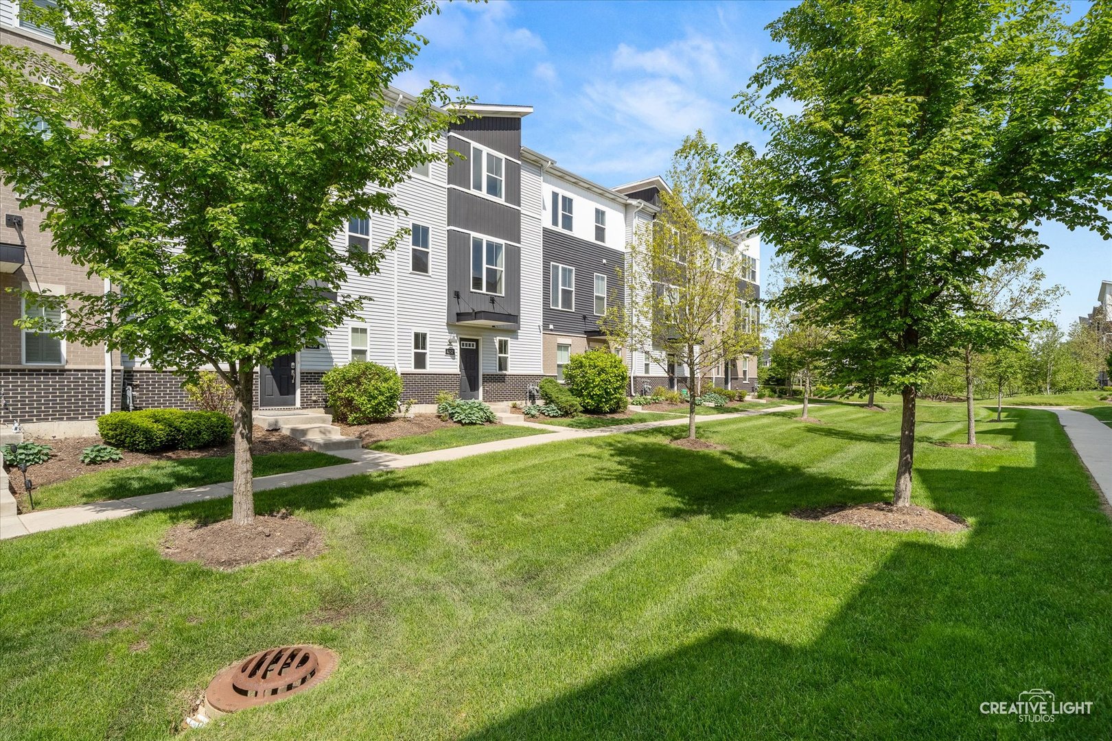 4152 Irving Road, Aurora, IL 60504