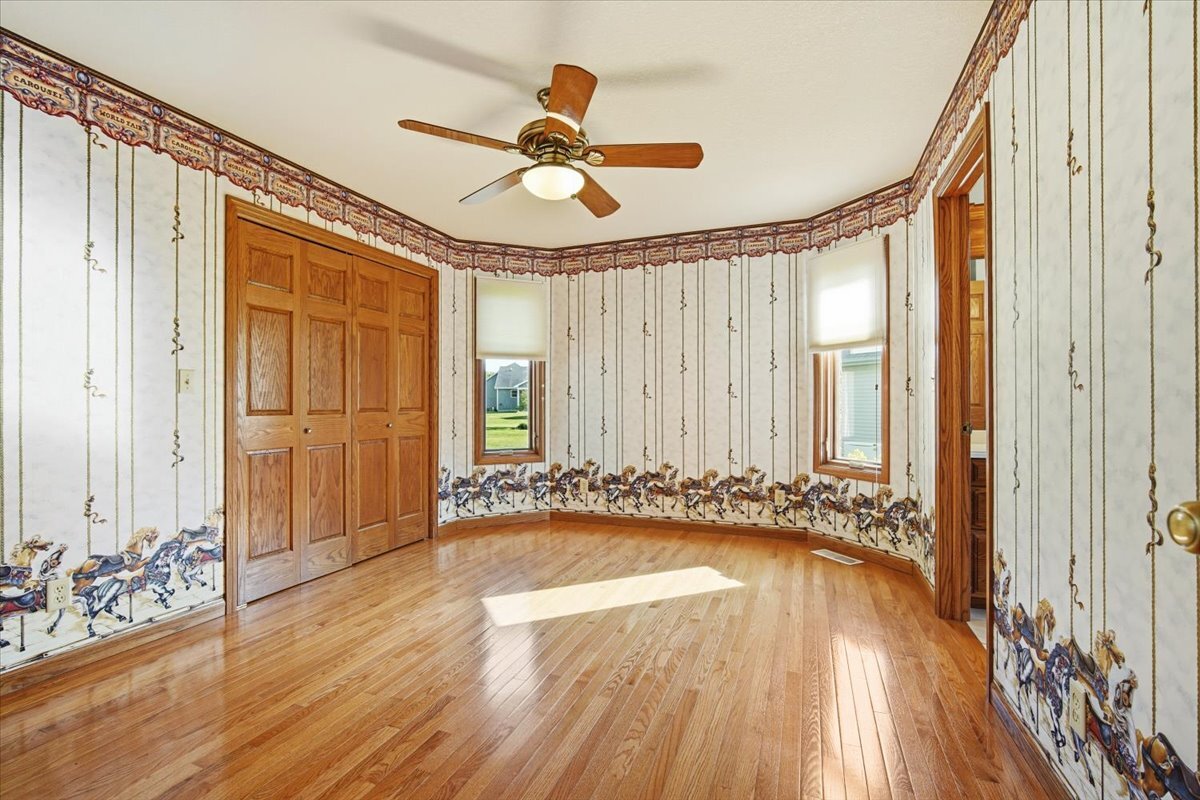 30 Canterbury Court, Fairbury, IL 61739