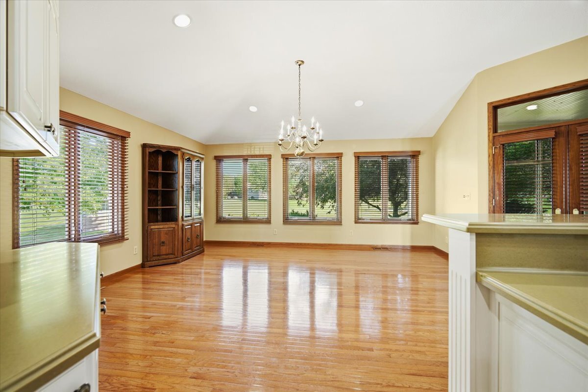 30 Canterbury Court, Fairbury, IL 61739