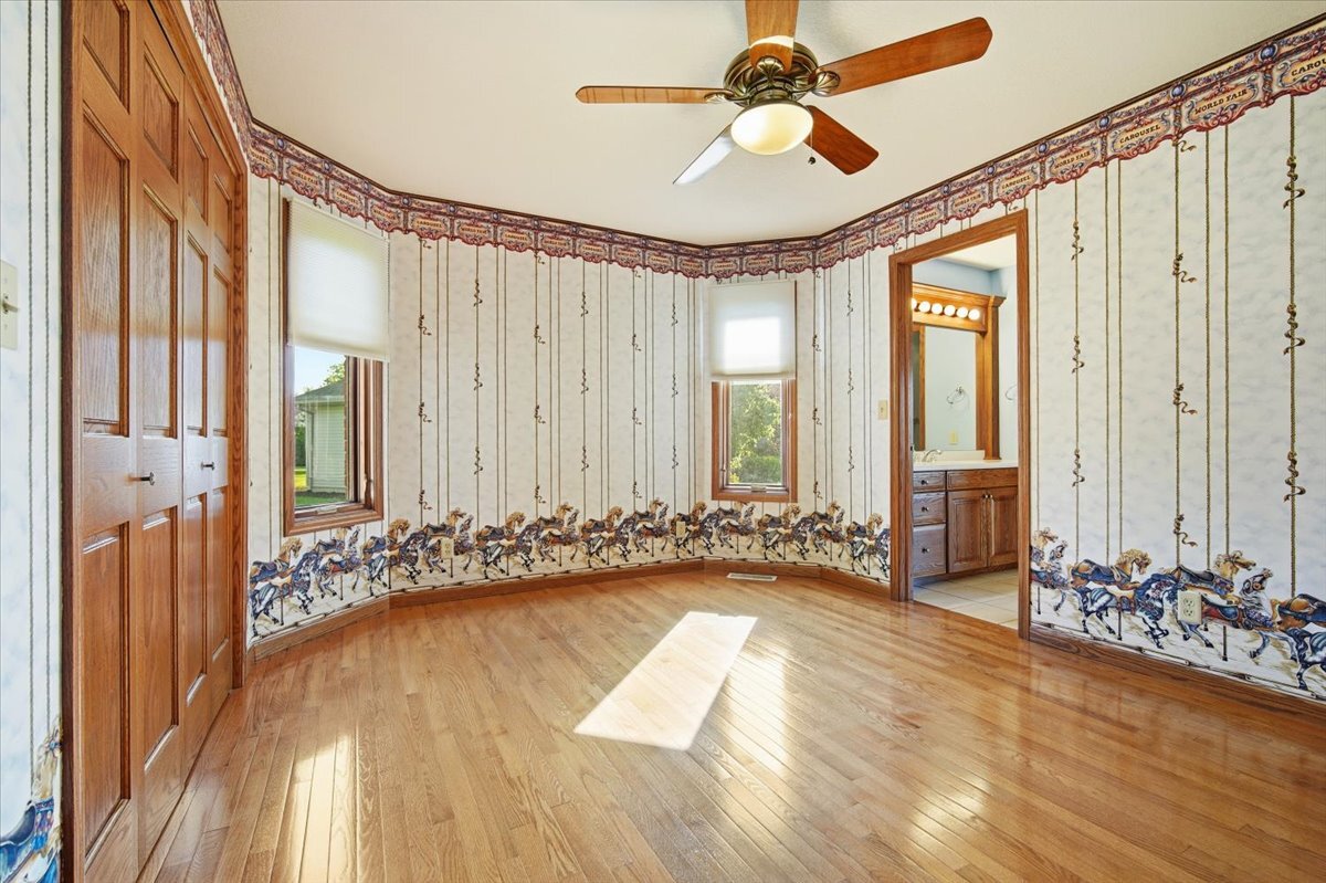 30 Canterbury Court, Fairbury, IL 61739