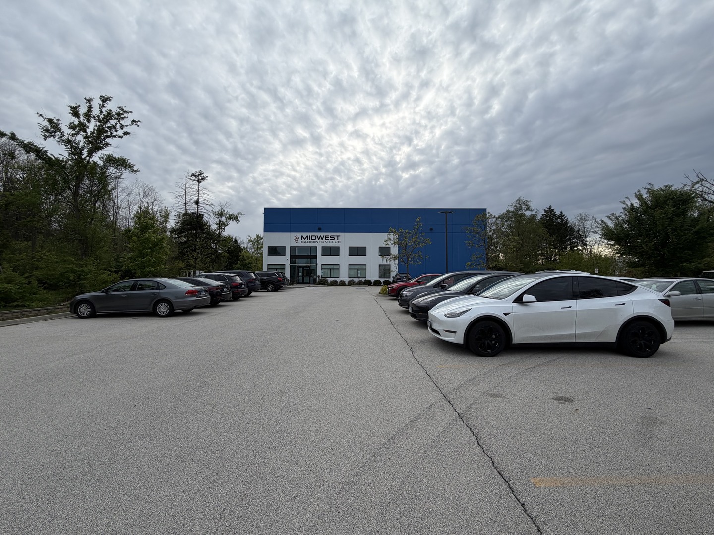 8202 Lemont Road, Woodridge, IL 60517