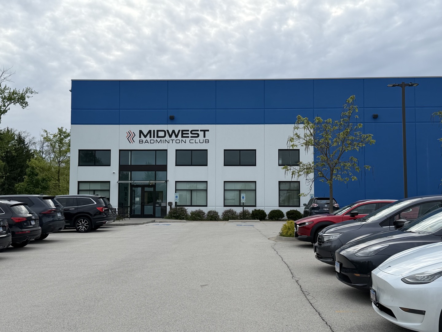 8202 Lemont Road, Woodridge, IL 60517