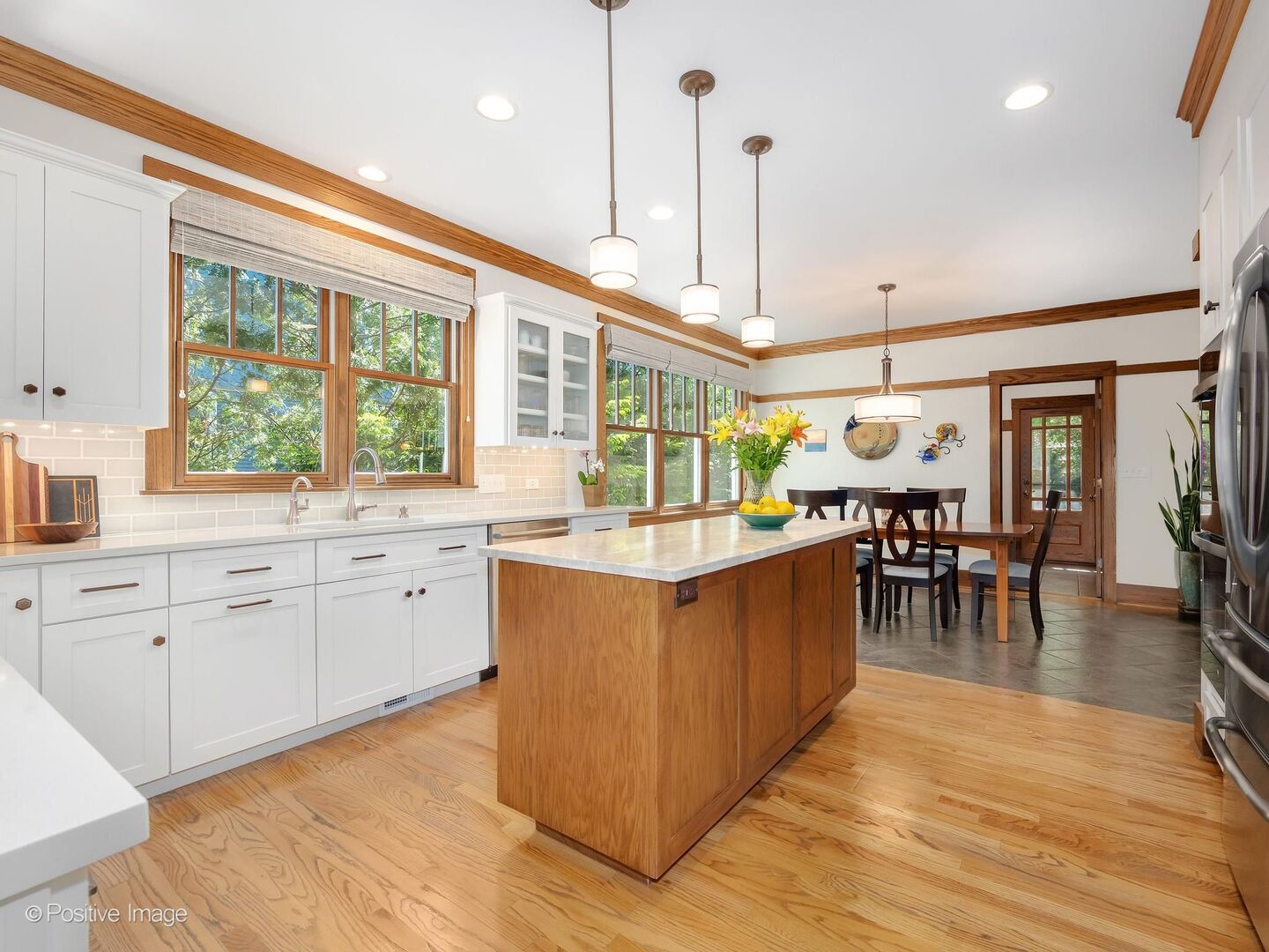 218 S Kensington Avenue, La Grange, IL 60525