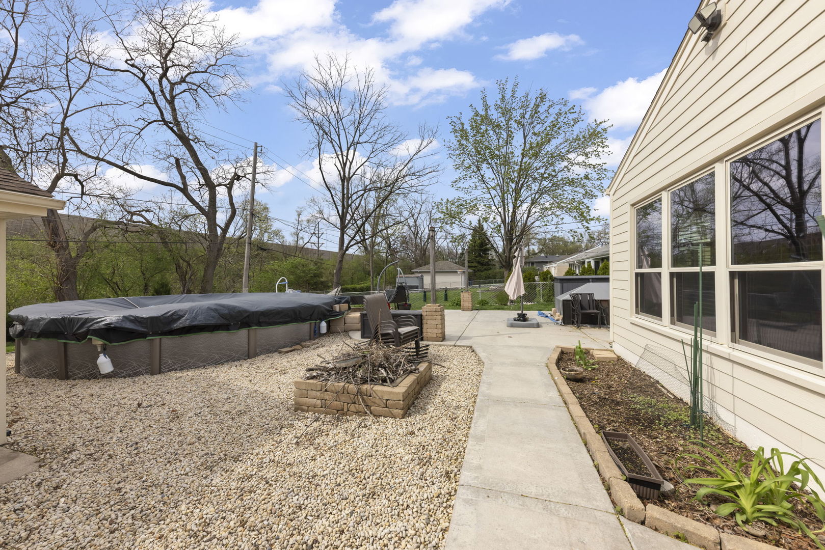5818 Ridgewood Drive, Western Springs, IL 60558