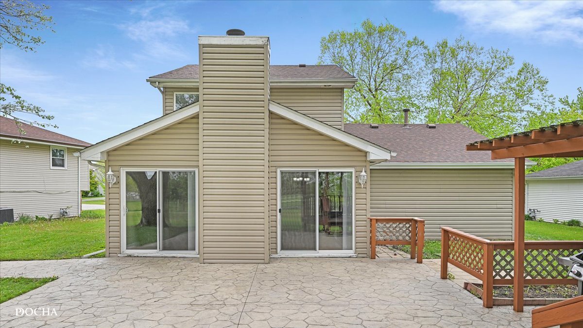 1210 Camden Lane, Aurora, IL 60504