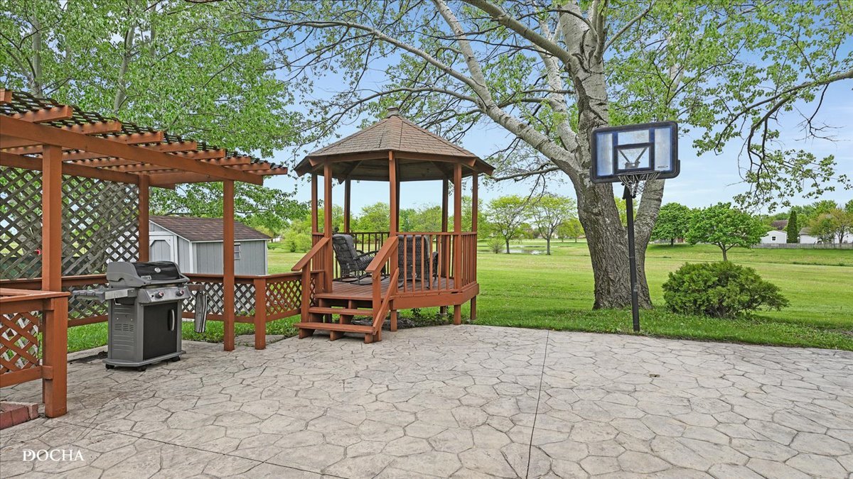1210 Camden Lane, Aurora, IL 60504