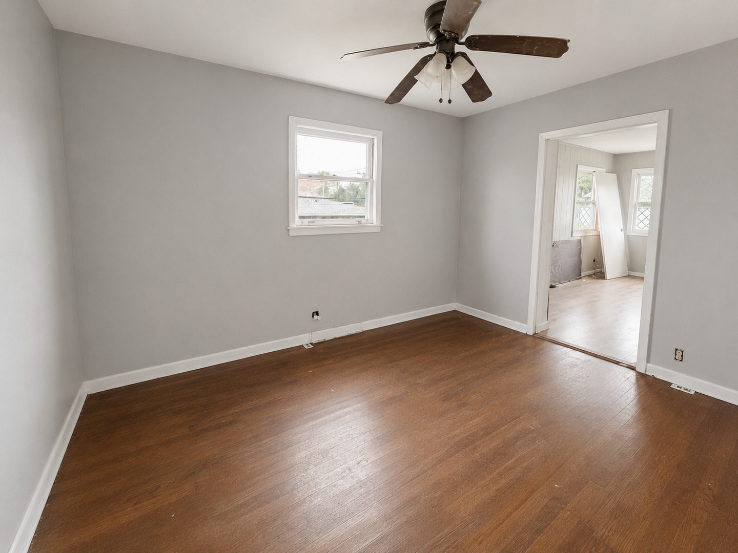 3724 Saint Paul Avenue, Bellwood, IL 60104