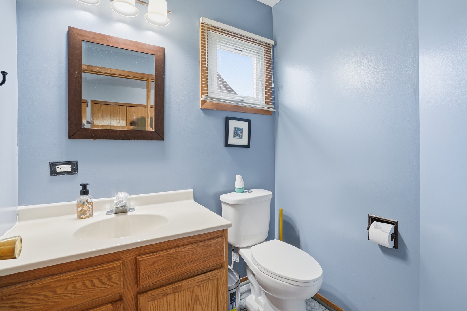 1122 Leo Singer Lane, Zion, IL 60099