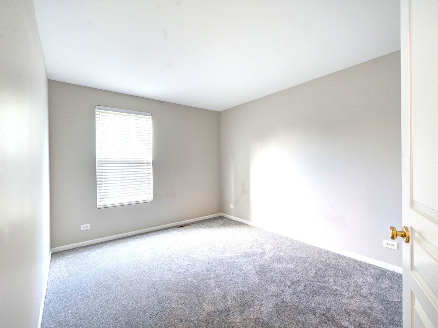 6 Forsythia Court, Bolingbrook, IL 60490