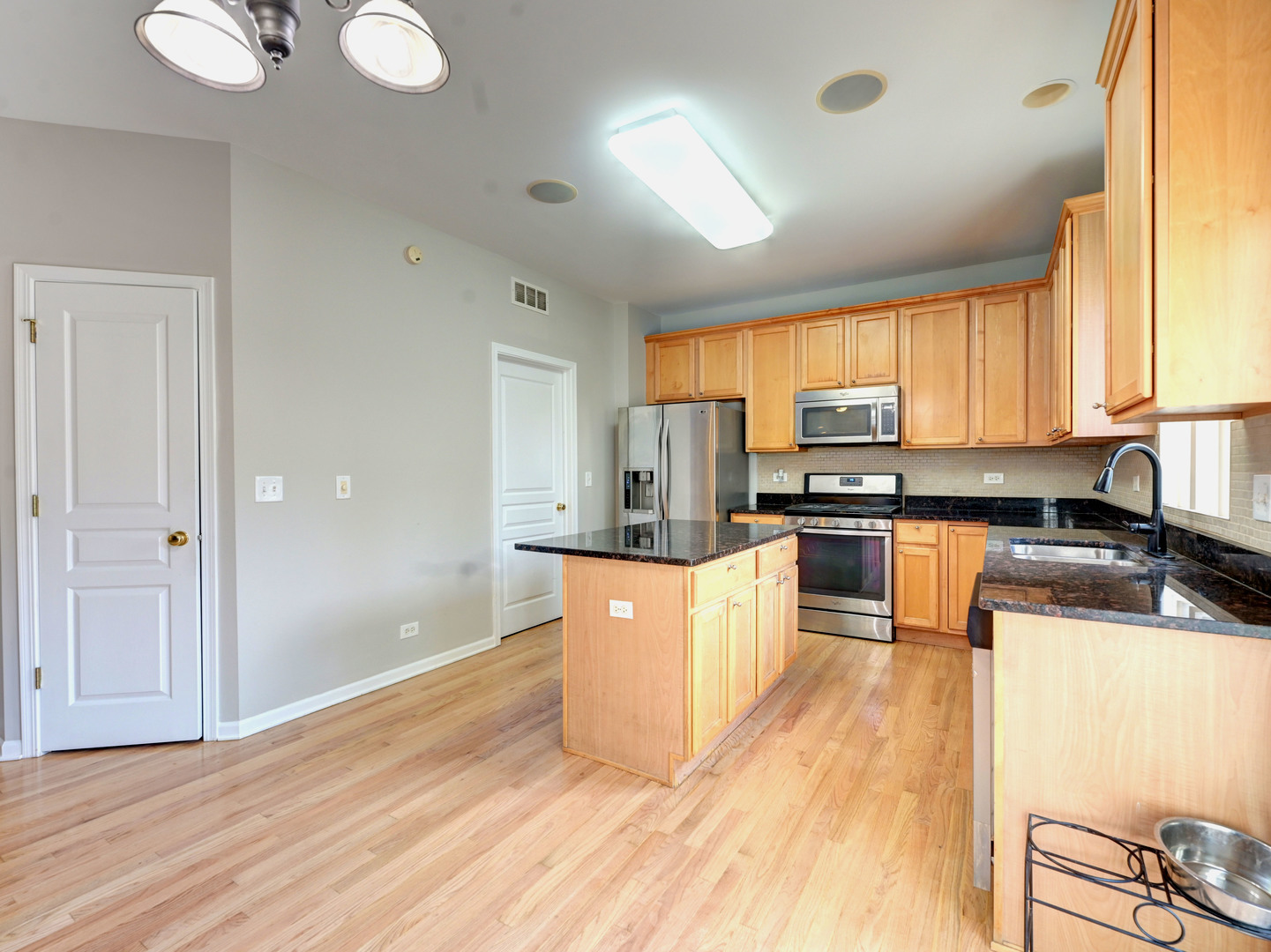 6 Forsythia Court, Bolingbrook, IL 60490