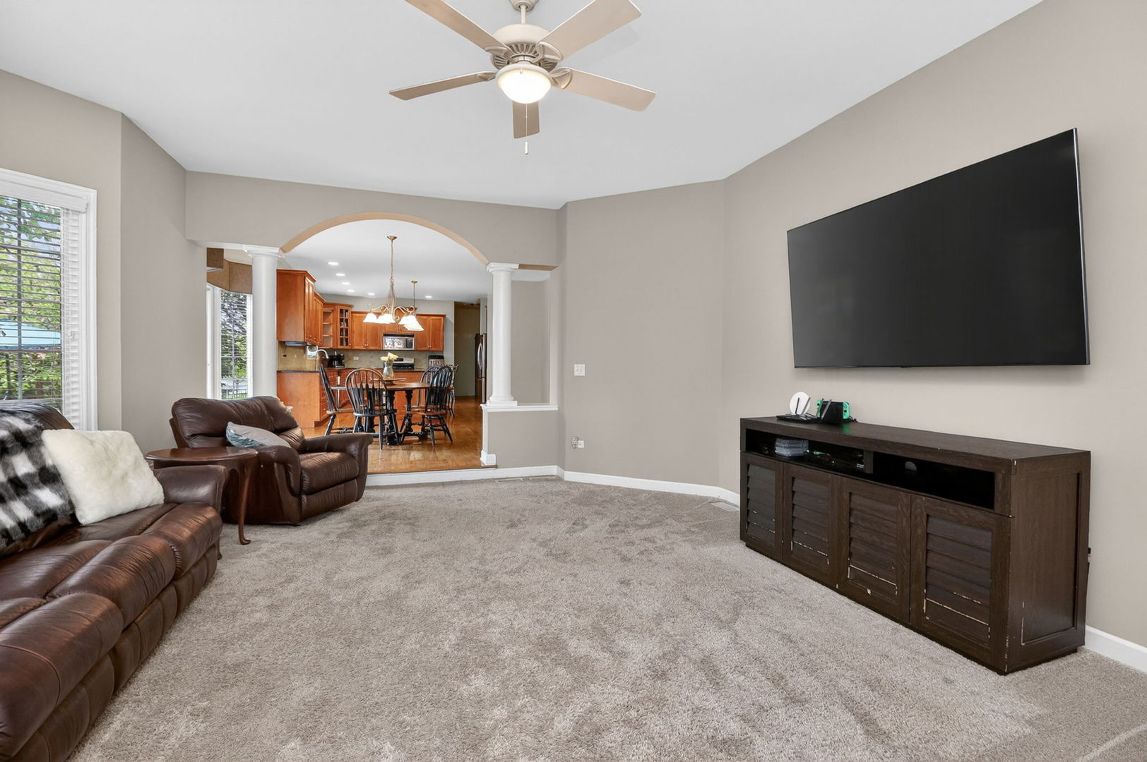 25002 Chalk Hill Circle, Plainfield, IL 60544