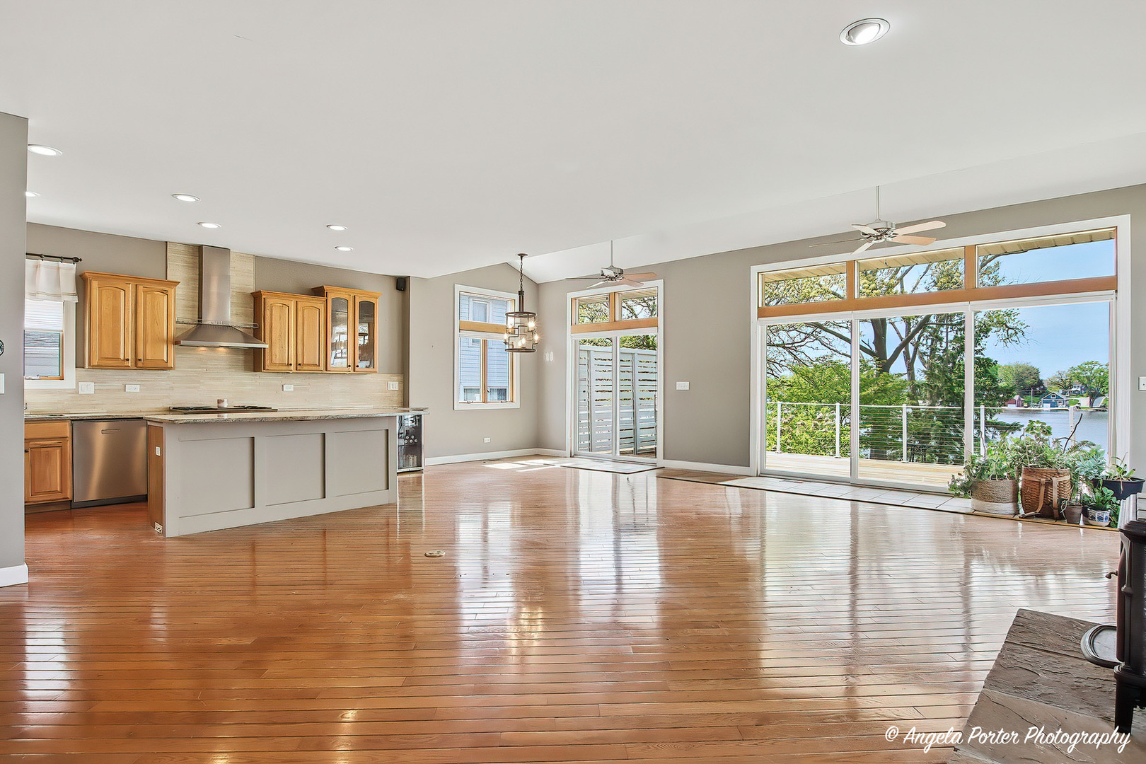 35166 N Lake Shore Road, Ingleside, IL 60041