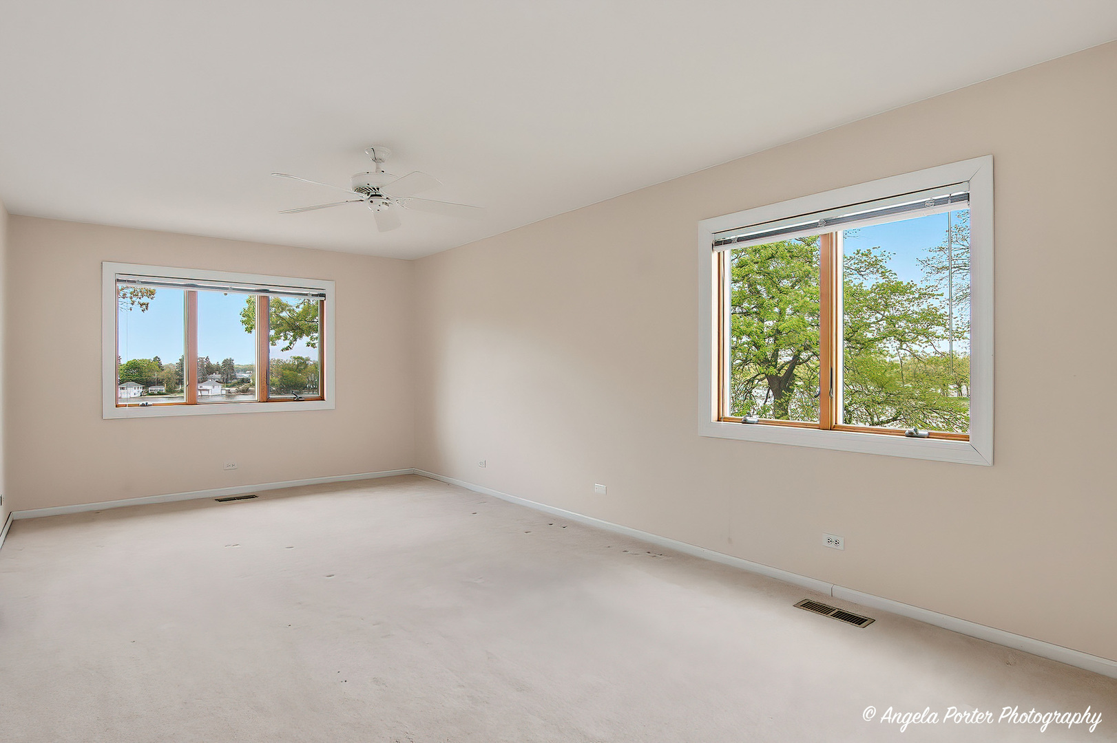 35166 N Lake Shore Road, Ingleside, IL 60041