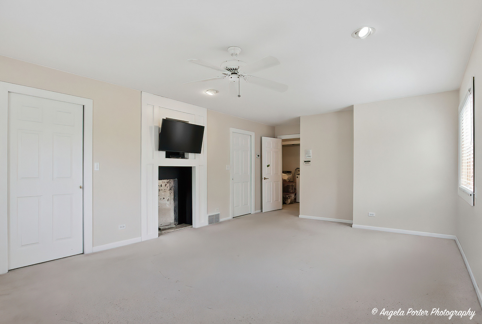35166 N Lake Shore Road, Ingleside, IL 60041