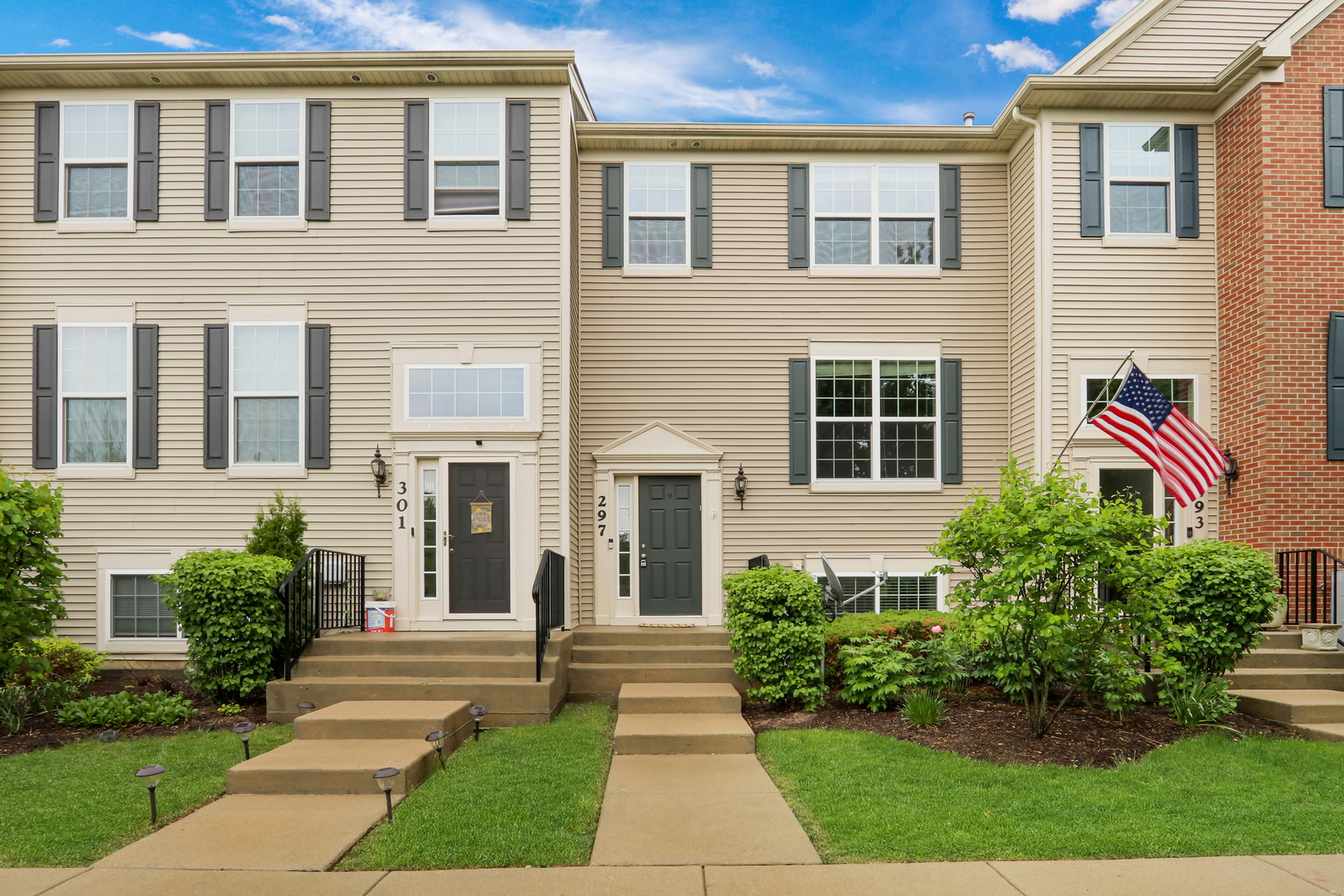 297 Lionel Drive, Grayslake, IL 60030