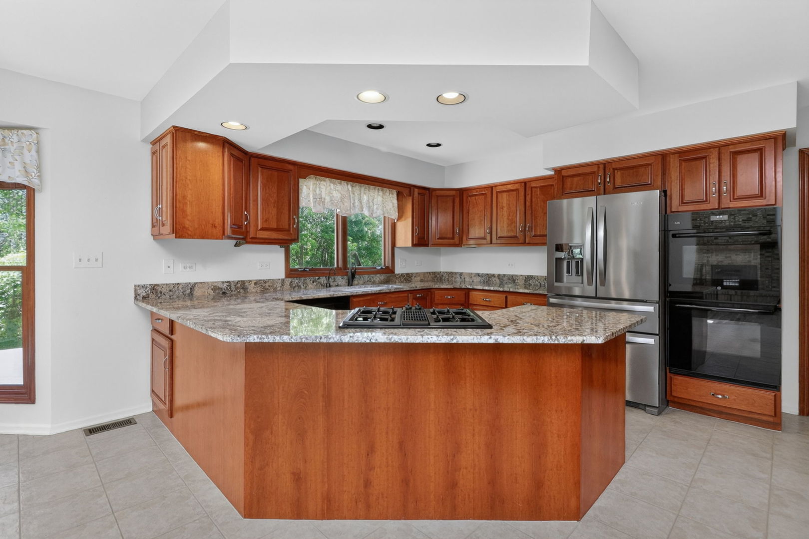 0N462 Arbor Court, Winfield, IL 60190