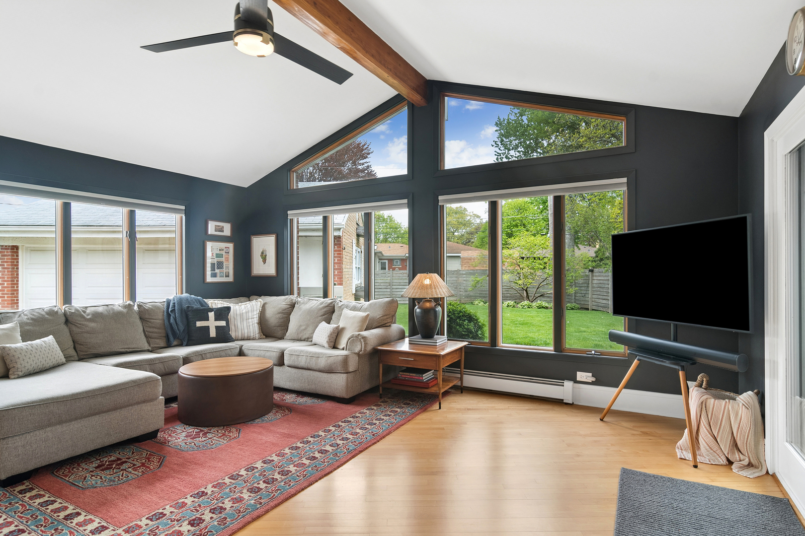 532 S Waterman Avenue, Arlington Heights, IL 60004