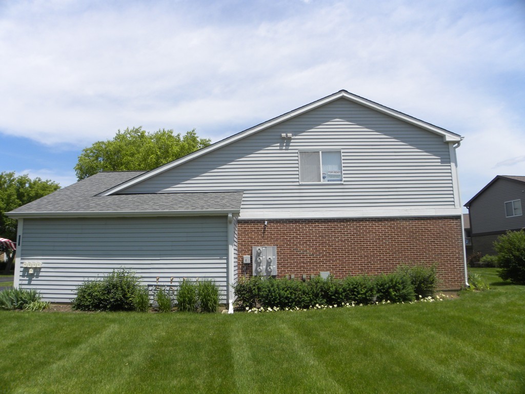 227 Brett Circle #D, Wauconda, IL 60084