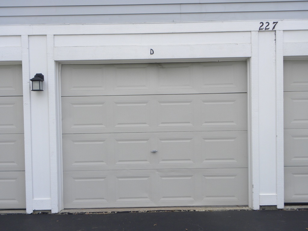 227 Brett Circle #D, Wauconda, IL 60084