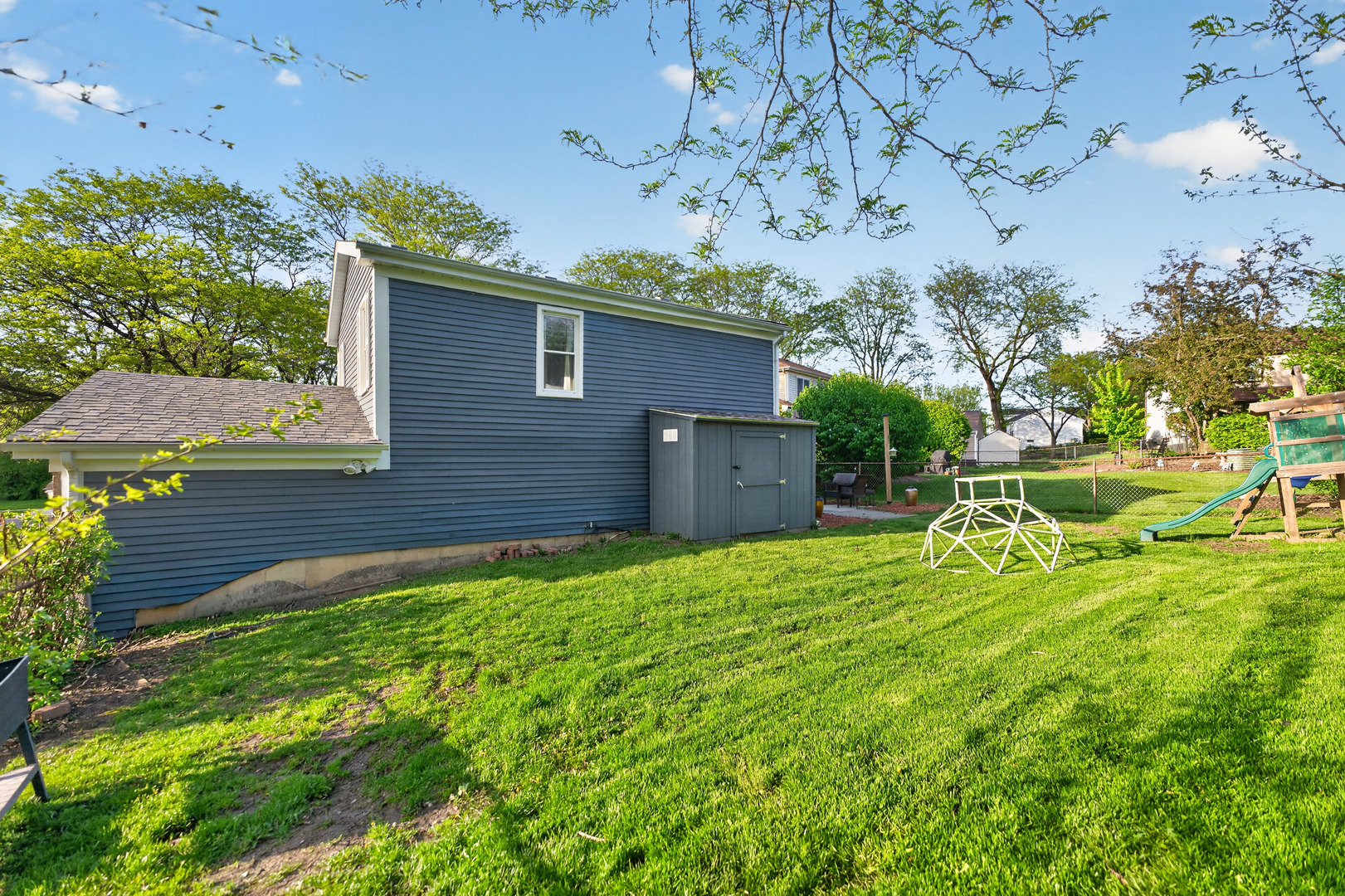 701 Buffalo Circle, Carol Stream, IL 60188