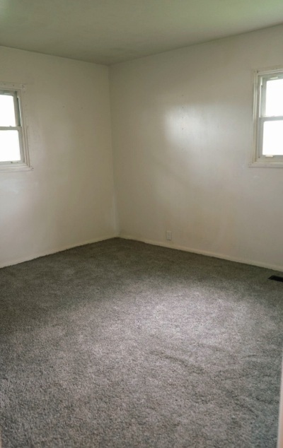 256 W Fleming Street, Watseka, IL 60970