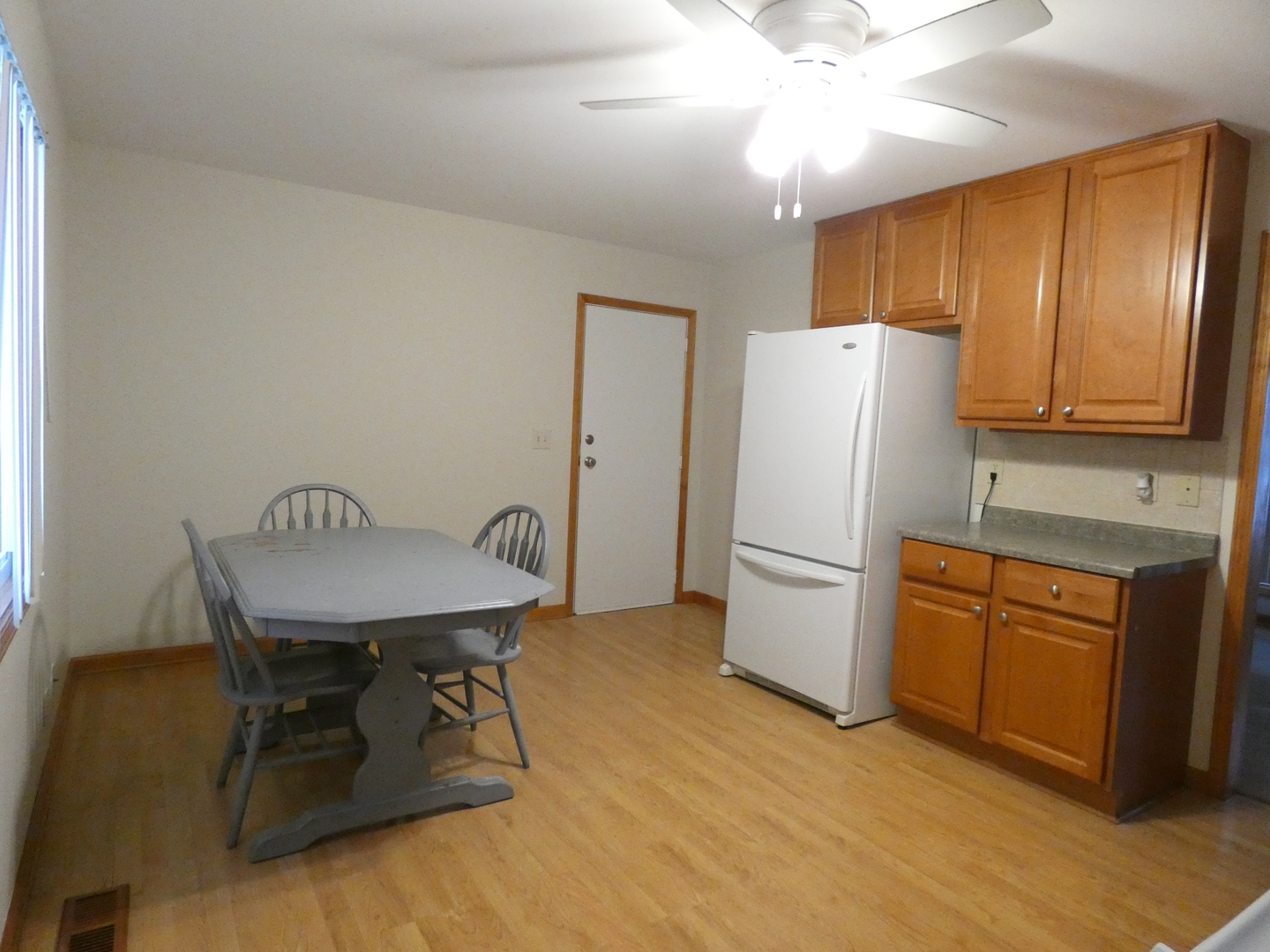 515 Freeman Avenue, Streamwood, IL 60107