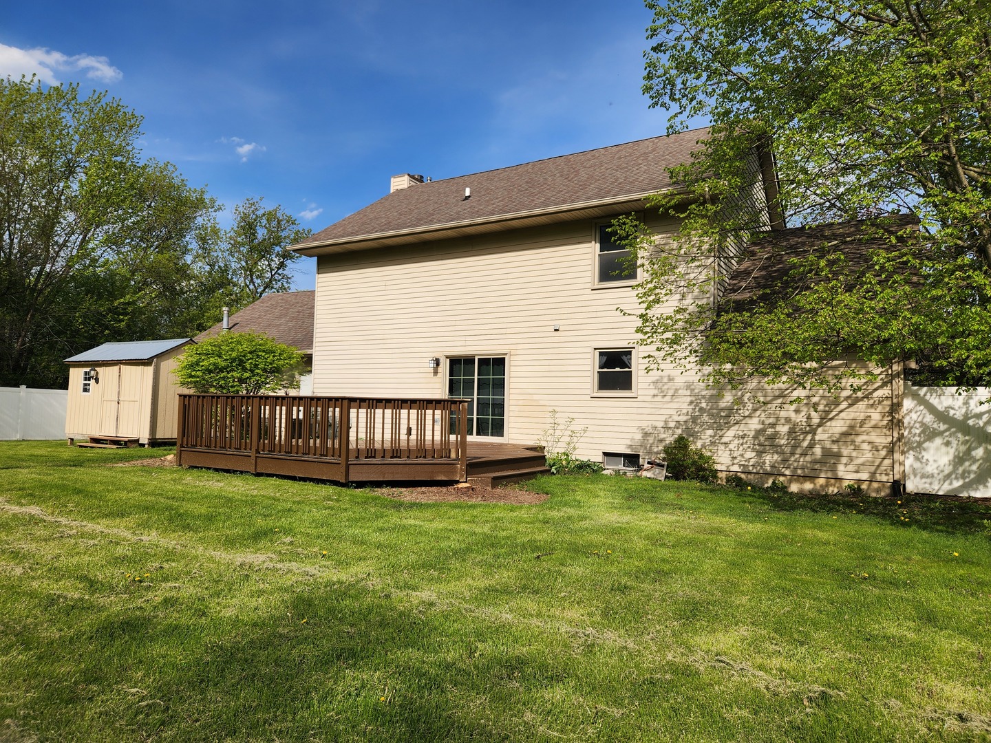 646 Meadow Lane, Winthrop Harbor, IL 60096