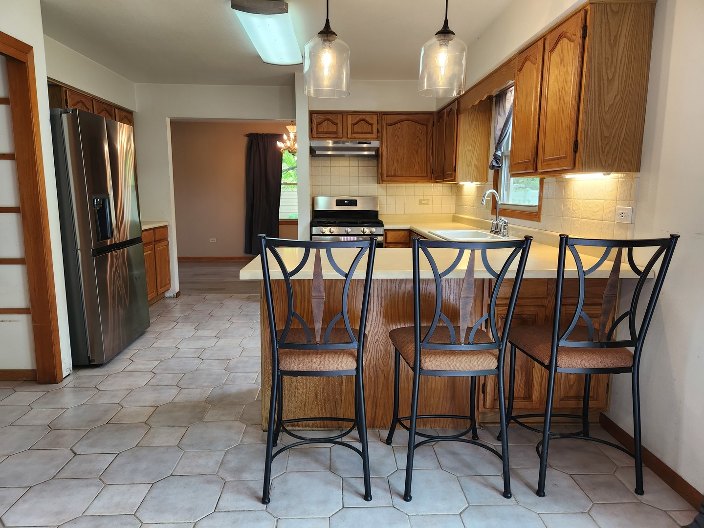 646 Meadow Lane, Winthrop Harbor, IL 60096