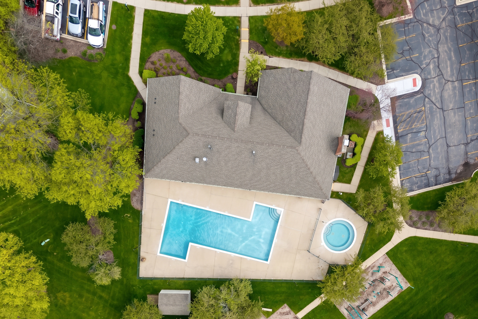 2845 Meadow Lane #V1, Schaumburg, IL 60193