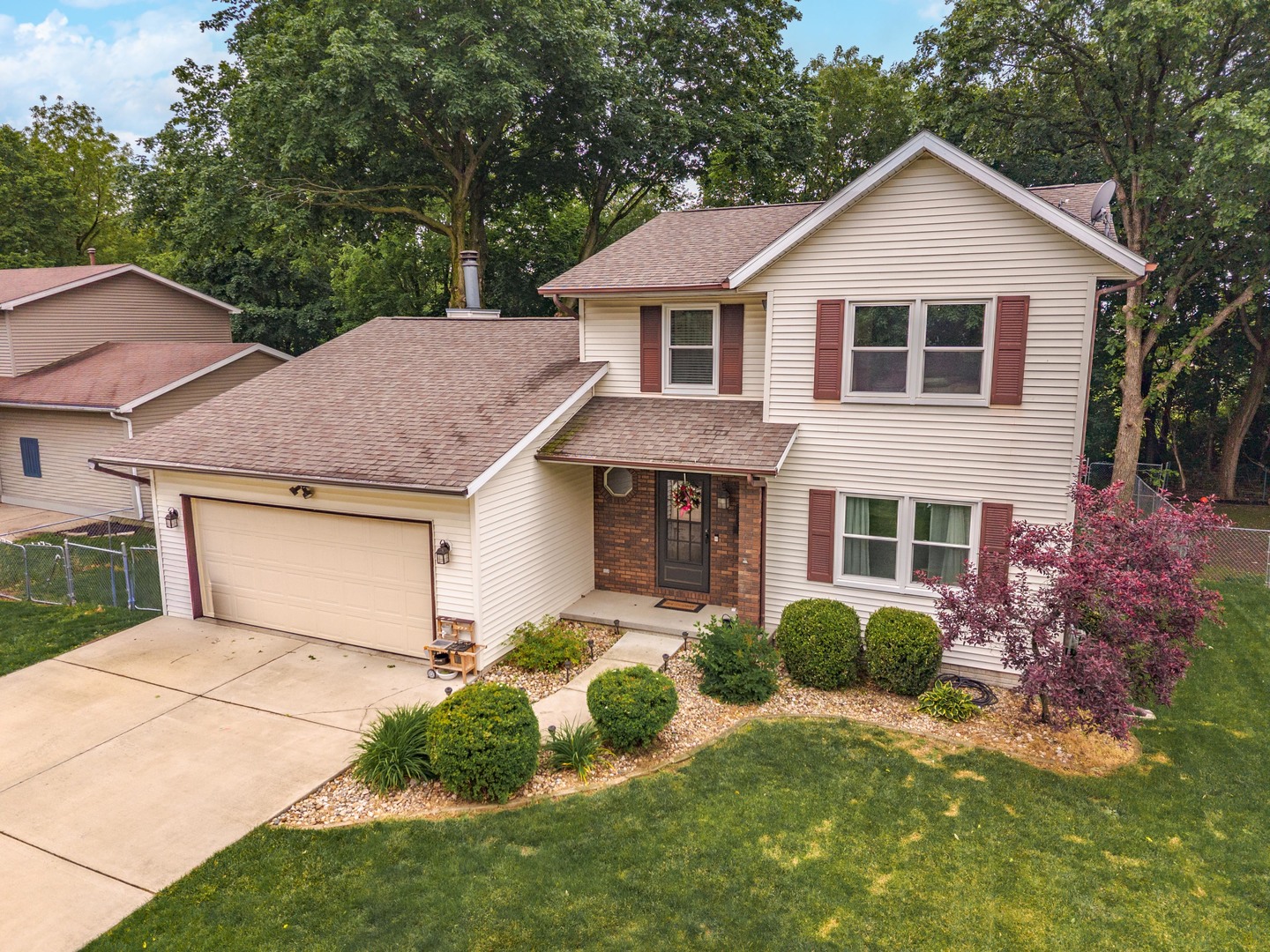 23 Palm Court, Bloomington, IL 61701