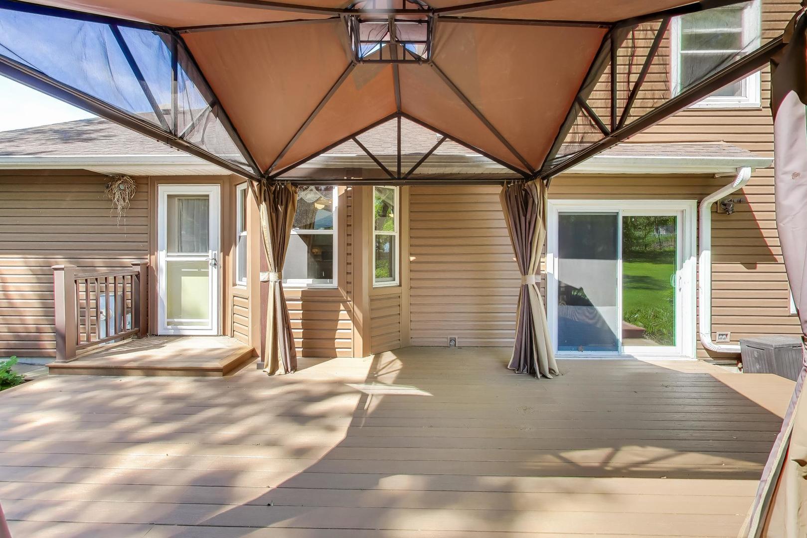 4122 Crimson Drive, Hoffman Estates, IL 60192