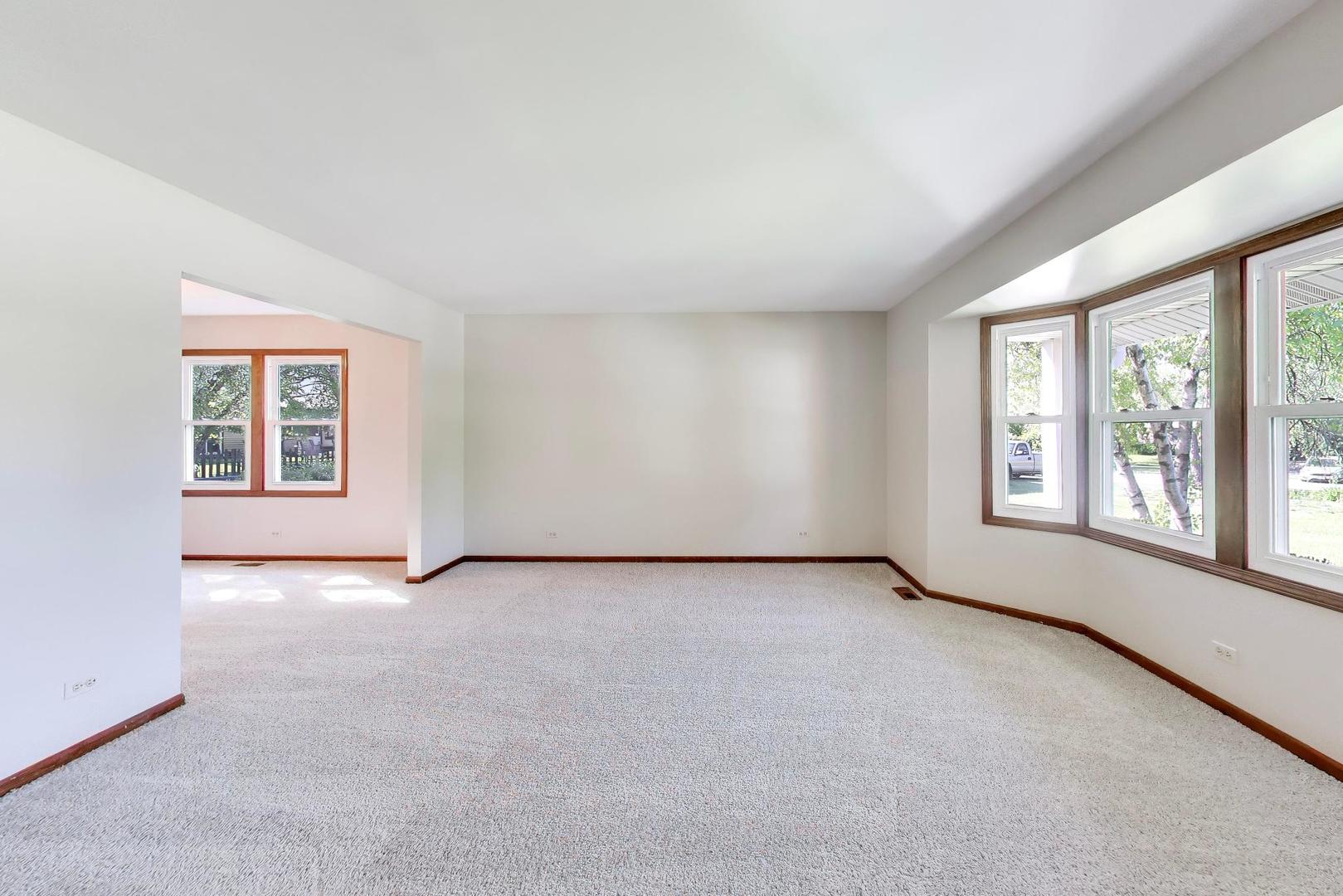 4122 Crimson Drive, Hoffman Estates, IL 60192