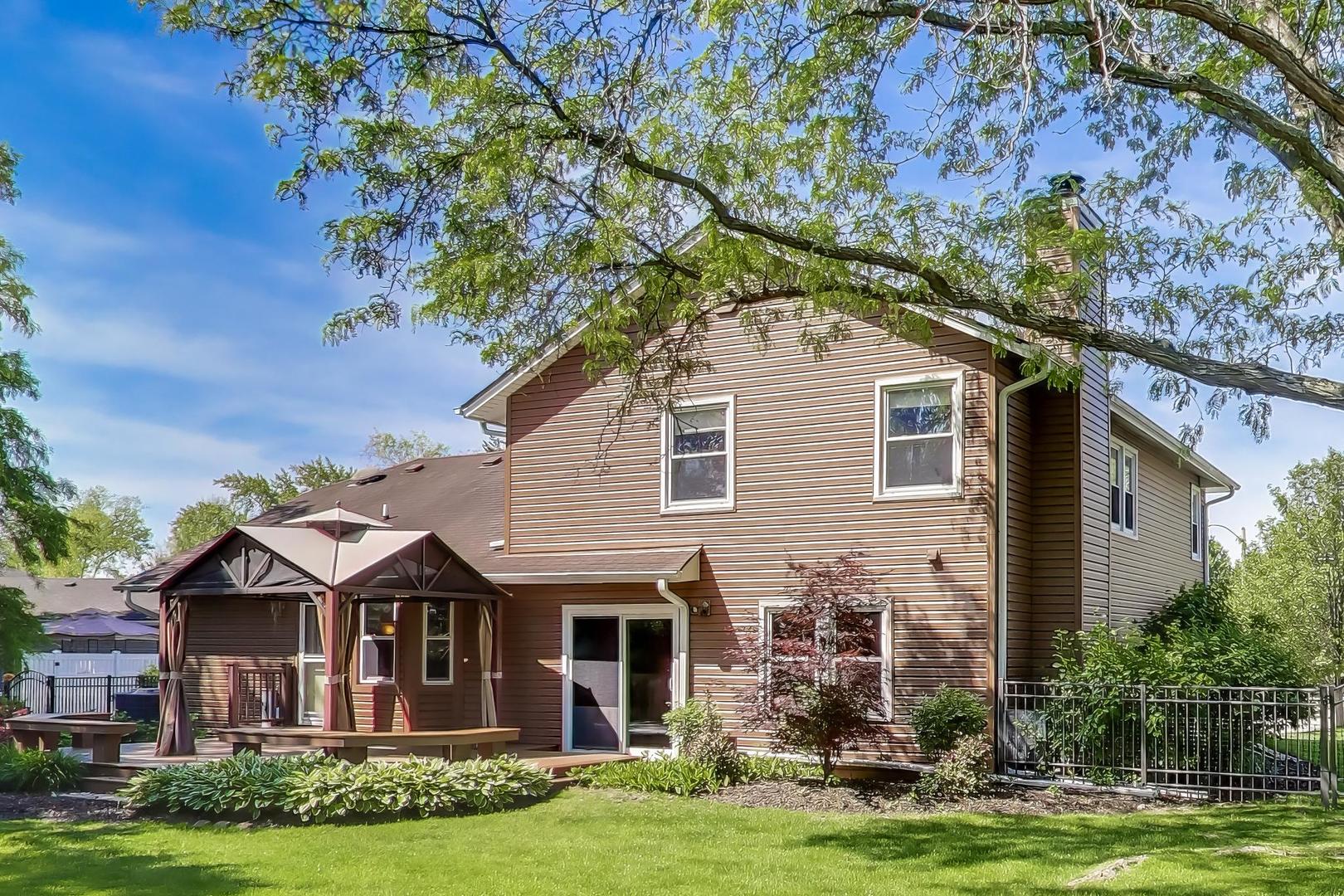 4122 Crimson Drive, Hoffman Estates, IL 60192