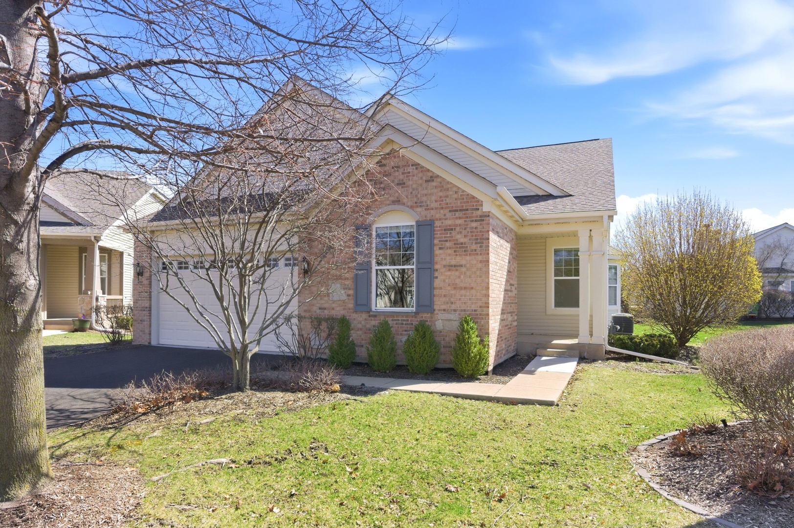 1967 Holloway Court, Aurora, IL 60502