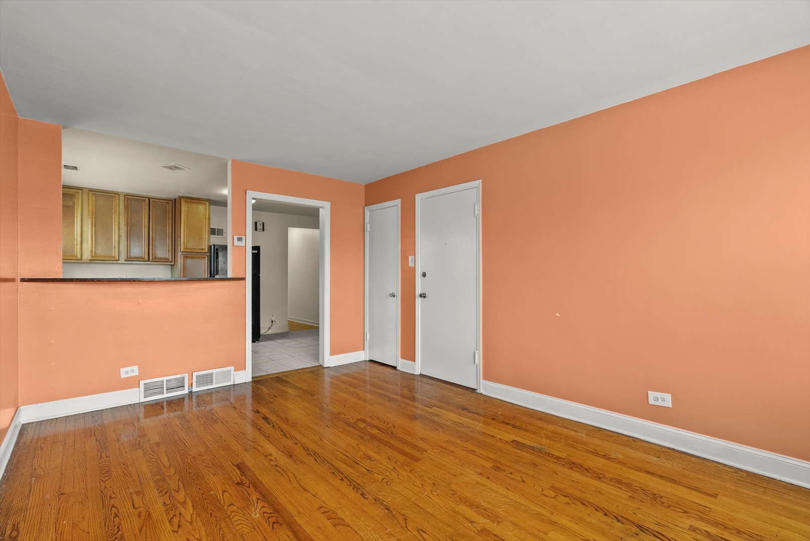 8143 Knox Avenue #2A, Skokie, IL 60076