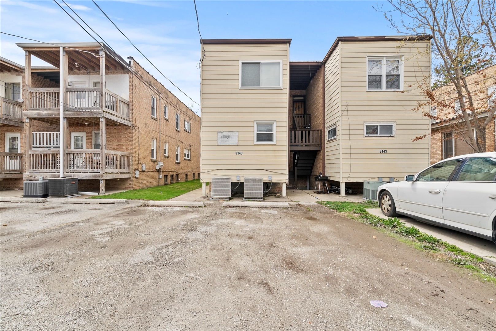 8143 Knox Avenue #2A, Skokie, IL 60076