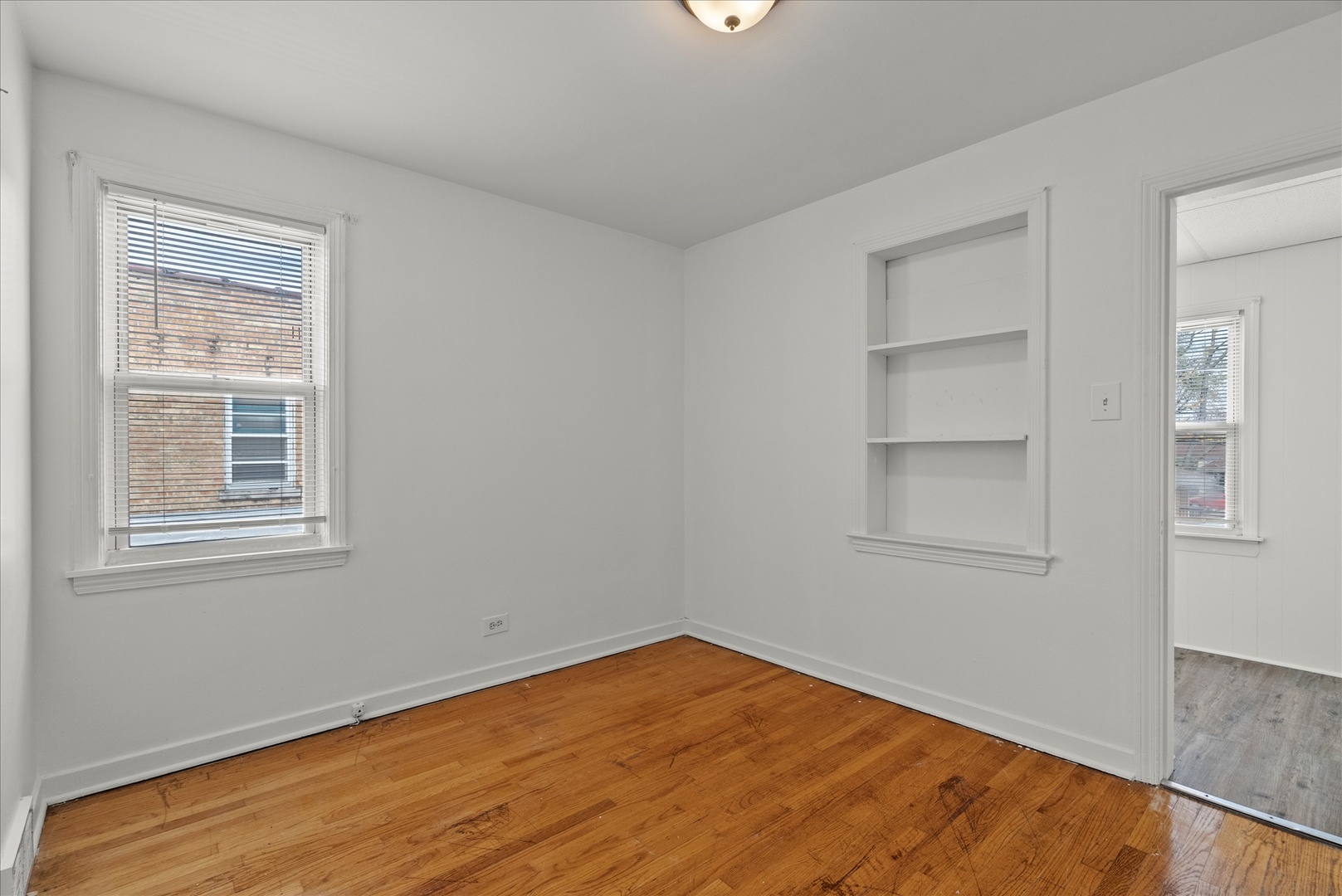 8143 Knox Avenue #2A, Skokie, IL 60076
