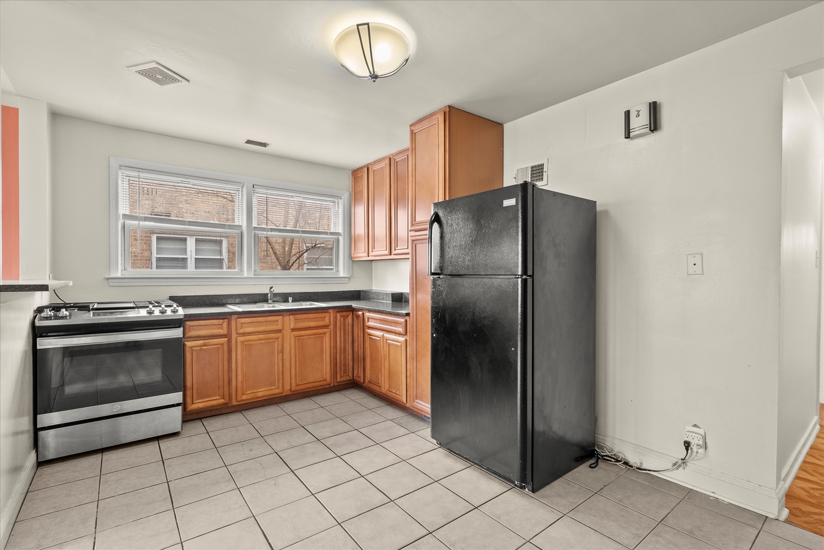 8143 Knox Avenue #2A, Skokie, IL 60076