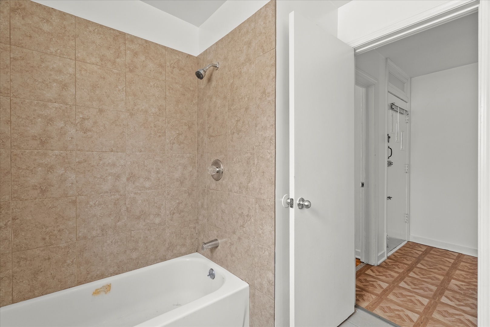 8143 Knox Avenue #2A, Skokie, IL 60076