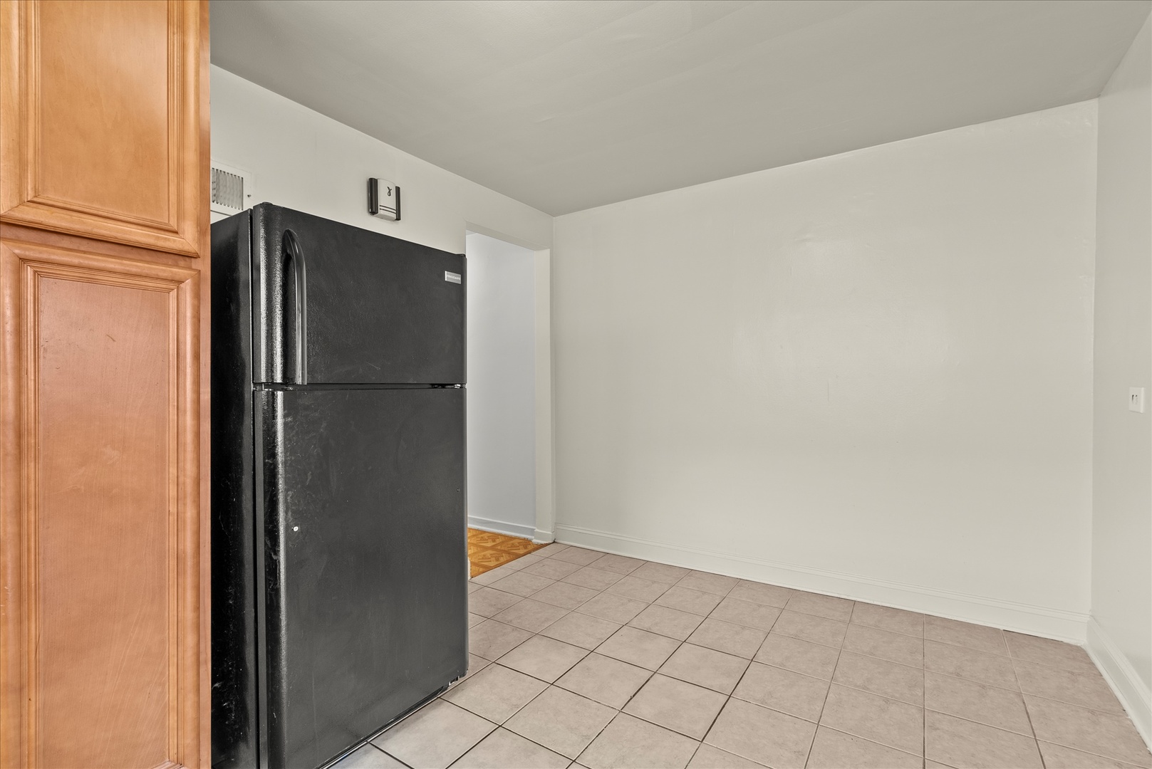 8143 Knox Avenue #2A, Skokie, IL 60076
