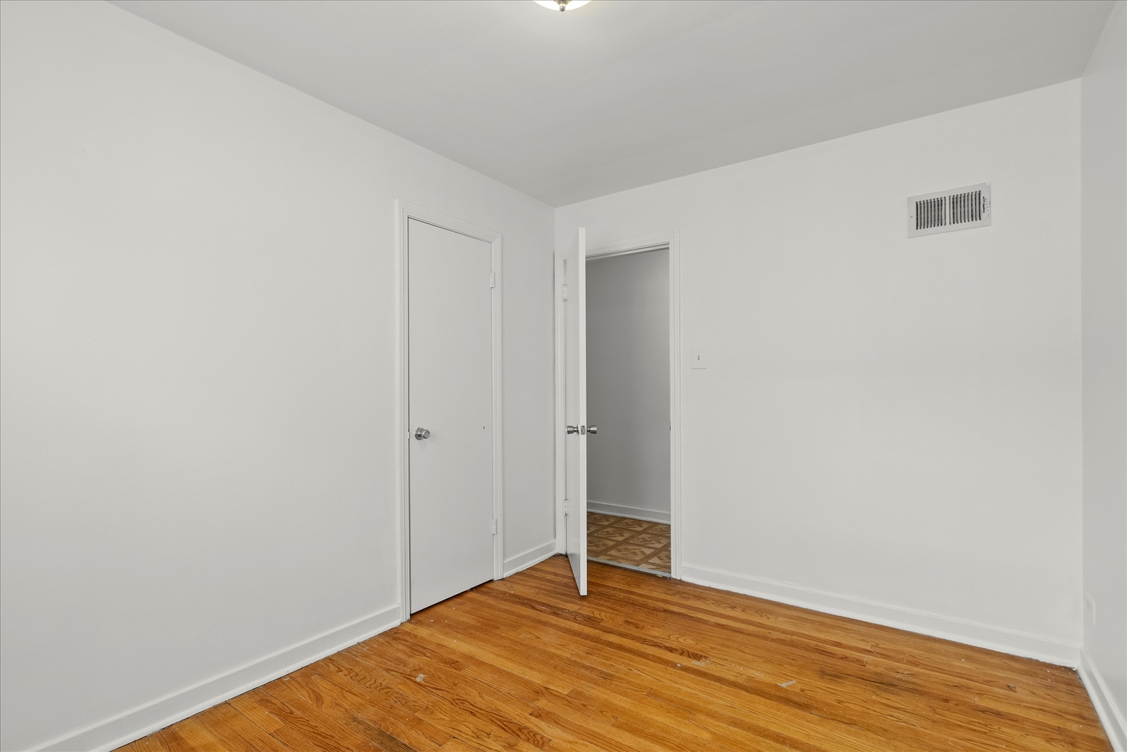 8143 Knox Avenue #2A, Skokie, IL 60076