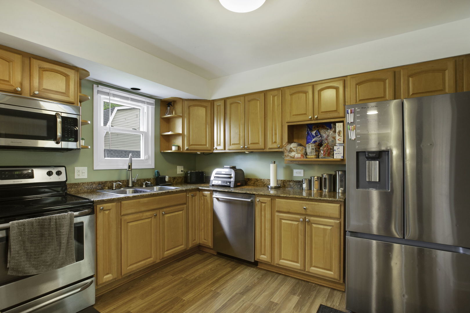 36485 N Traer Terrace, Gurnee, IL 60031