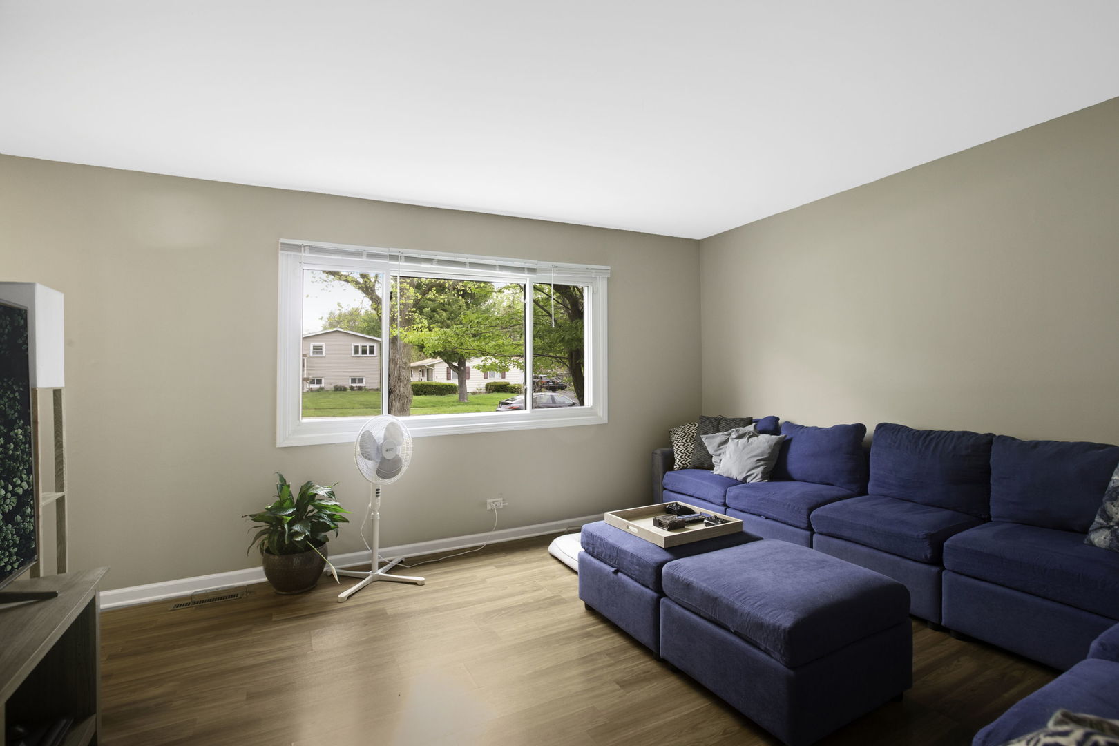 36485 N Traer Terrace, Gurnee, IL 60031