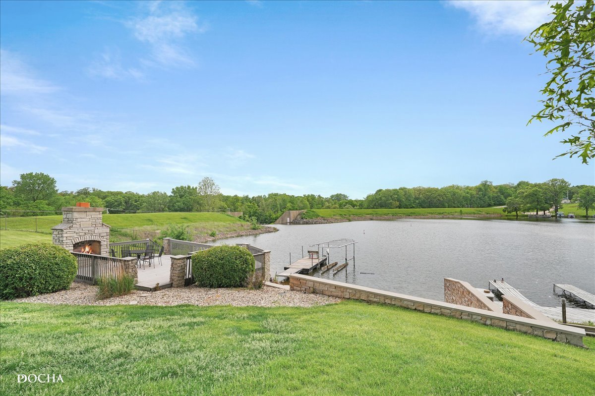 703 Glenda Court, Sandwich, IL 60548
