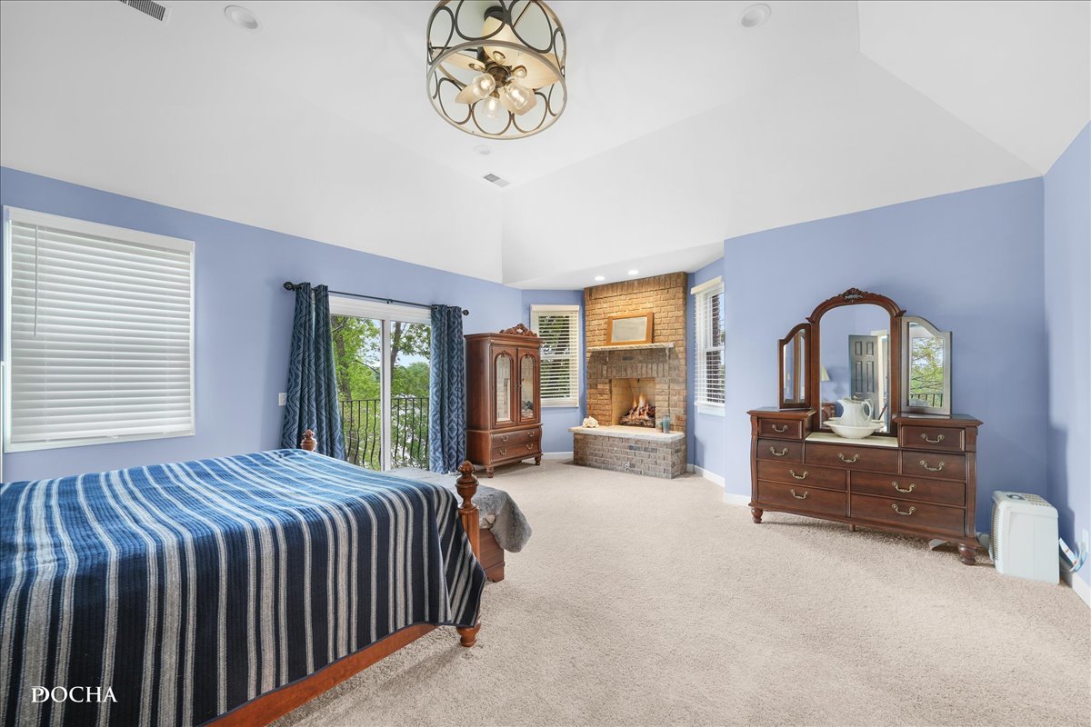 703 Glenda Court, Sandwich, IL 60548