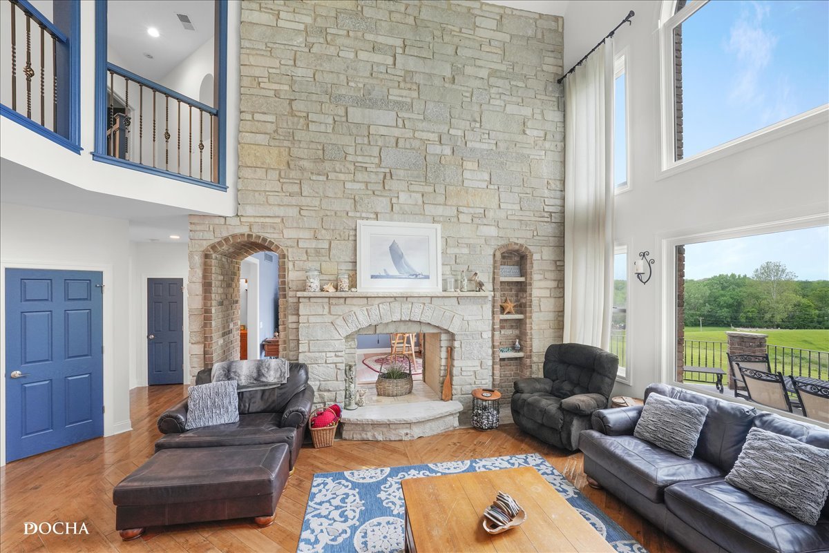 703 Glenda Court, Sandwich, IL 60548