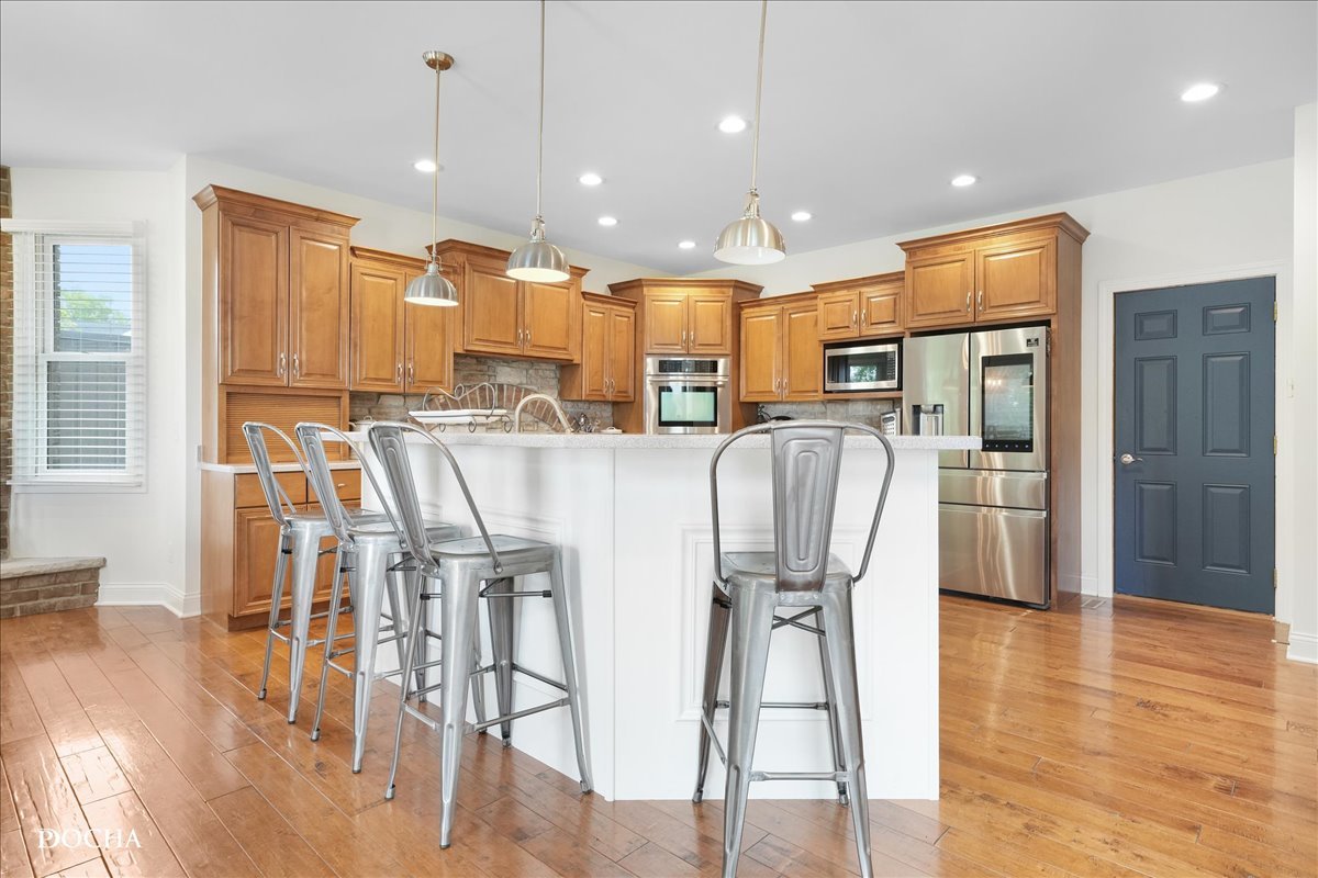 703 Glenda Court, Sandwich, IL 60548