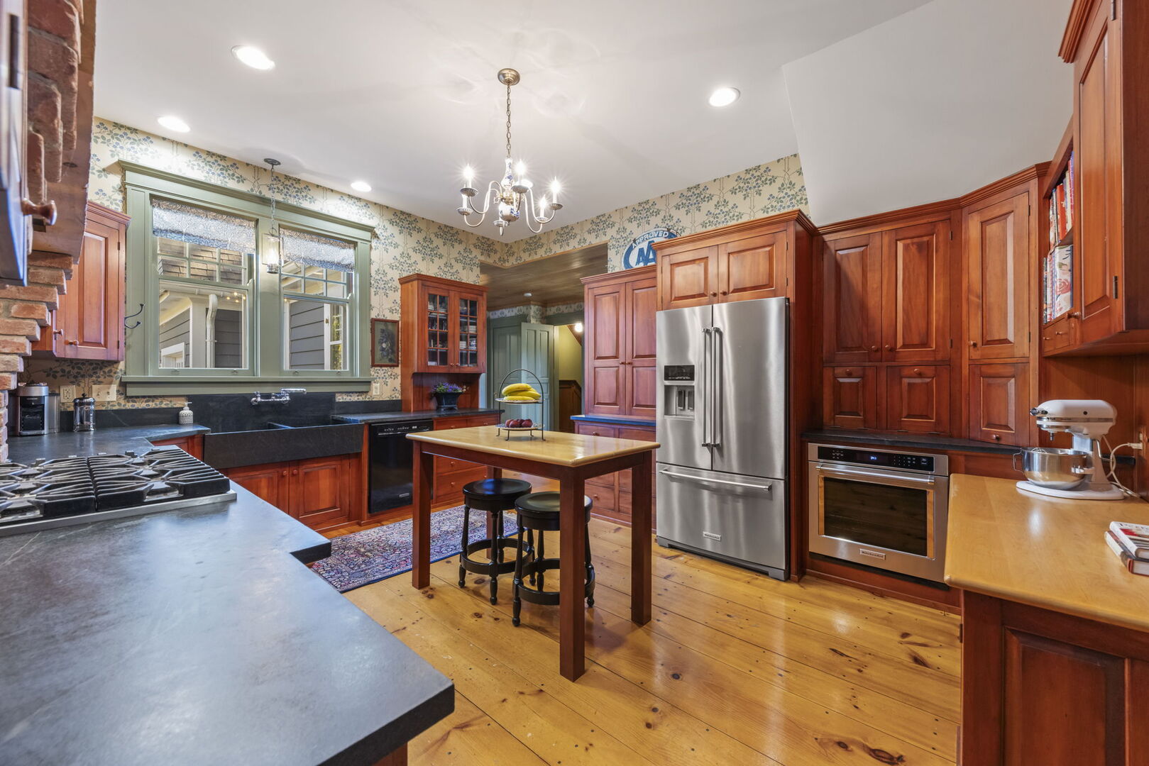 1760 Shaffner Road, Wheaton, IL 60189